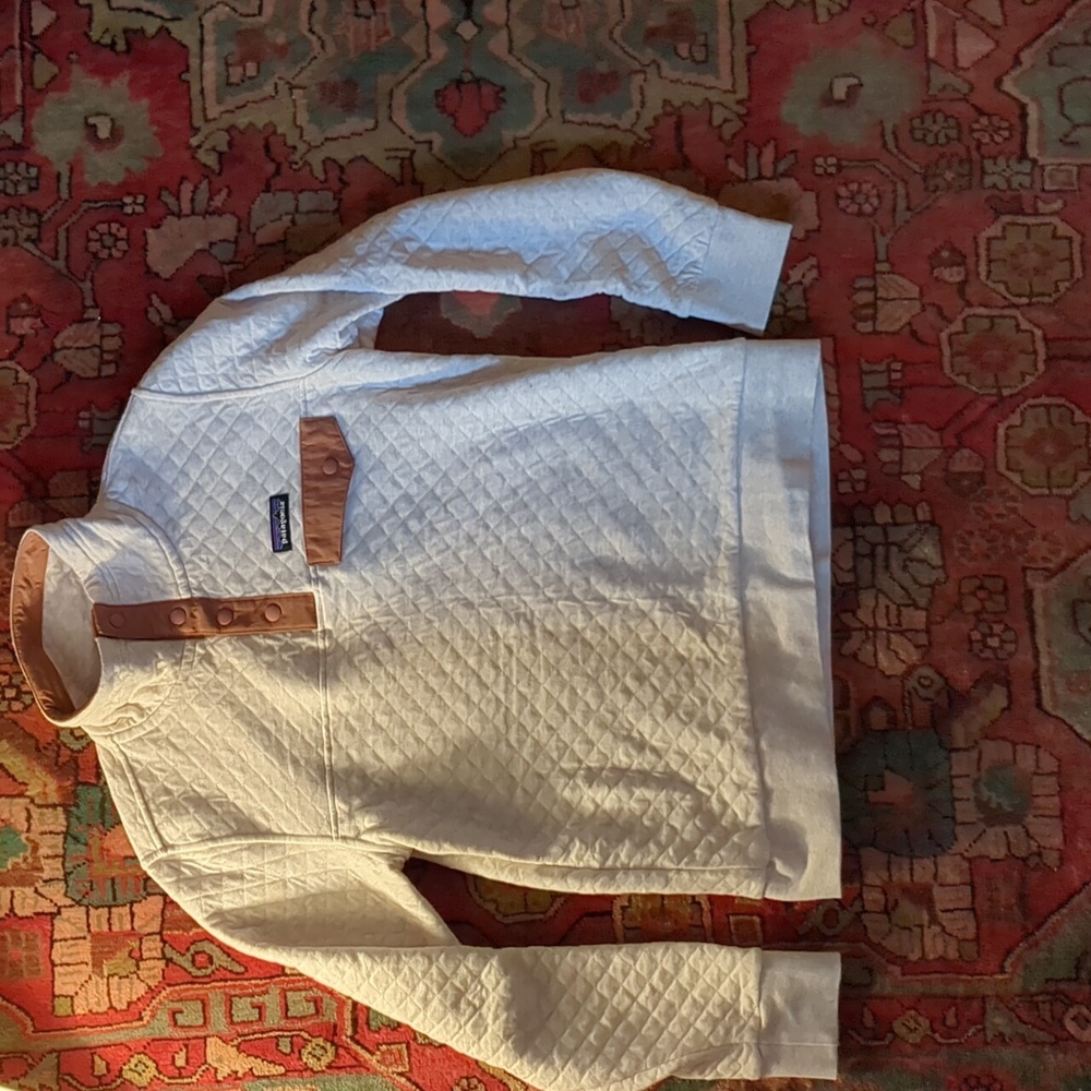 Patagonia Women's Quilted Pullover with Snap Closure, Cream, XS